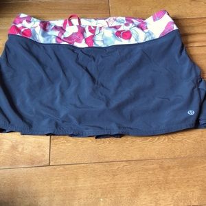 Lululemon skort.  Size 8.  Like new